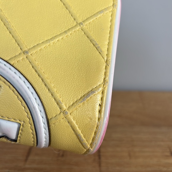 Tory Burch Small Fleming Soft Patent Leather Border Yellow Wallet - Picture 11 of 14